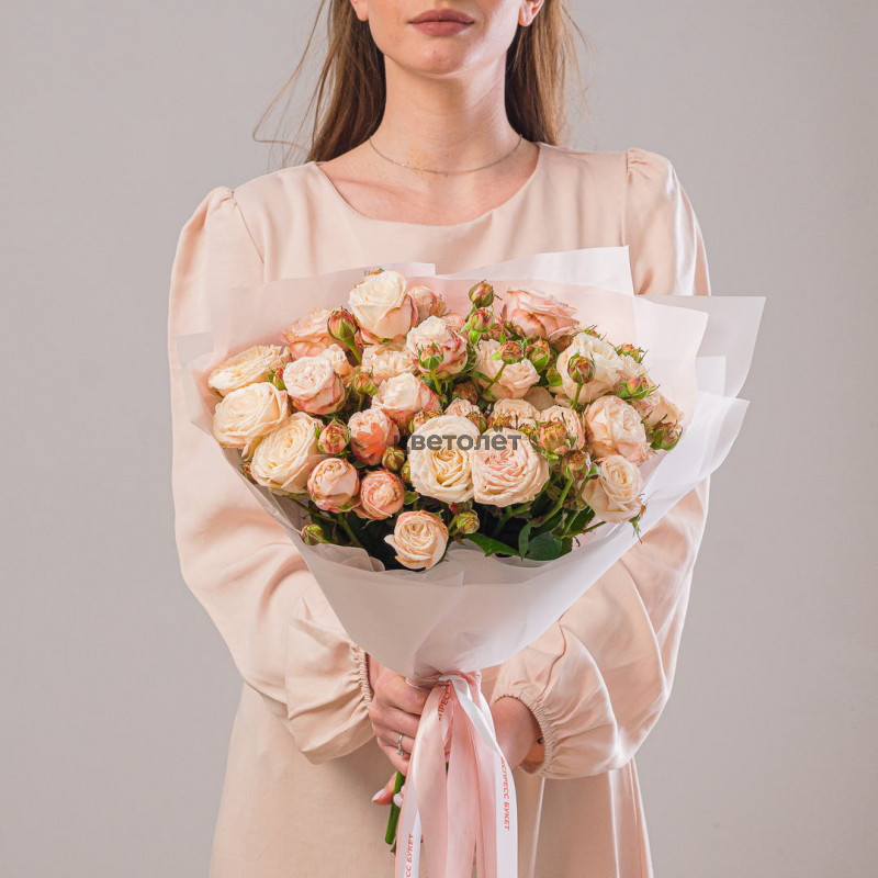 Букет из 9 пионовидных роз