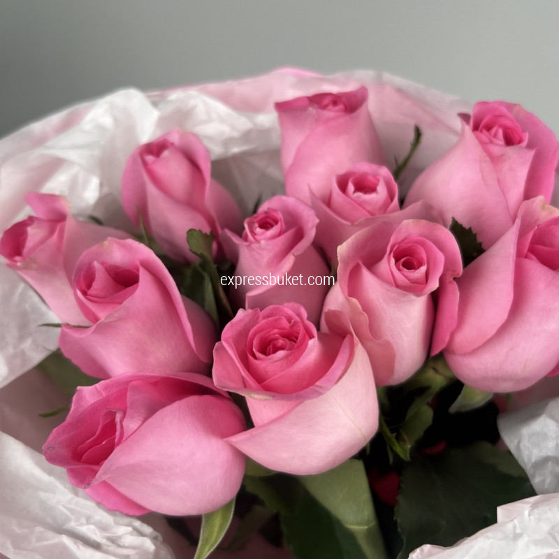Букет из 11 розовых роз