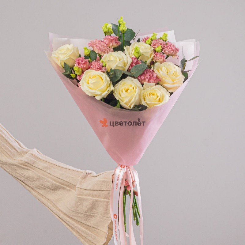 Объятия из лепестков